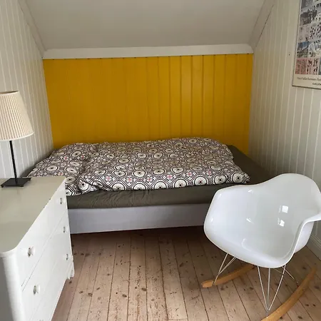 Sentrumsnaer Og Sjarmerende Bolig Til Leie I