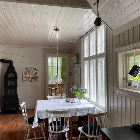 Tatil Evi Sentrumsnaer Og Sjarmerende Bolig Til Leie I
